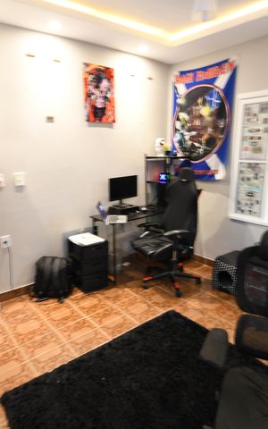 Casa à venda com 179m², 3 quartos e 4 vagasQuarto 2