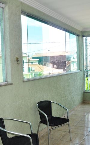 Casa à venda com 250m², 3 quartos e 5 vagas Casa à venda com 250m², 3 quartos e 5 vagasDetalhe - Varanda