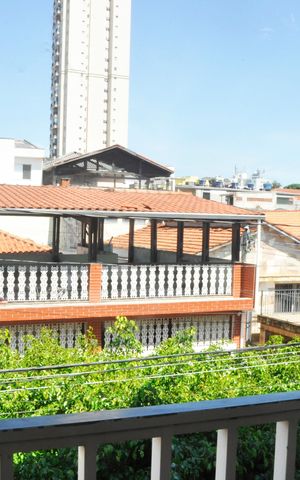 Casa à venda com 250m², 3 quartos e 5 vagas Casa à venda com 250m², 3 quartos e 5 vagasDetalhe - Vista da Varanda