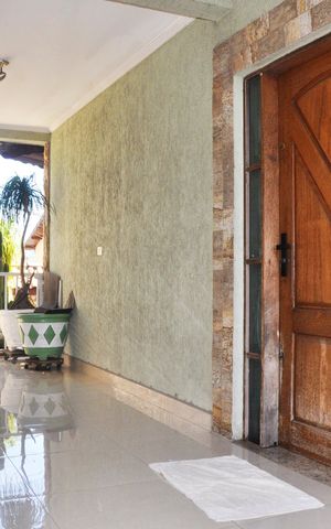 Casa à venda com 250m², 3 quartos e 5 vagas Casa à venda com 250m², 3 quartos e 5 vagasHall de Entrada