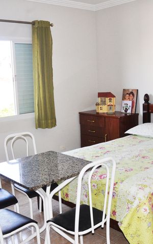 Casa à venda com 250m², 3 quartos e 5 vagas Casa à venda com 250m², 3 quartos e 5 vagasSuíte 2
