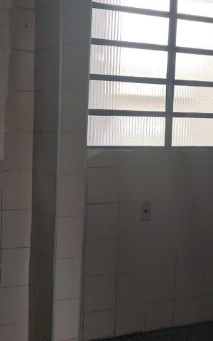 Casa à venda com 180m², 2 quartos e 2 vagas Casa à venda com 180m², 2 quartos e 2 vagasÁrea de serviço 3