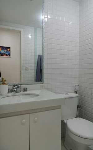 Apartamento à venda com 72m², 2 quartos e 1 vagaBanheiro Social