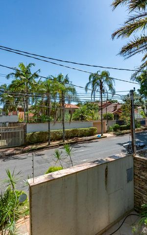 Casa à venda com 516m², 4 quartos e 4 vagas Casa à venda com 516m², 4 quartos e 4 vagasSala 3