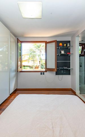 Casa à venda com 516m², 4 quartos e 4 vagas Casa à venda com 516m², 4 quartos e 4 vagasSuíte 2