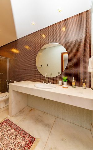 Casa à venda com 516m², 4 quartos e 4 vagas Casa à venda com 516m², 4 quartos e 4 vagasBanheiro Social 1