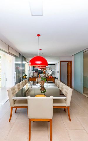 Casa à venda com 516m², 4 quartos e 4 vagas Casa à venda com 516m², 4 quartos e 4 vagasSala 4
