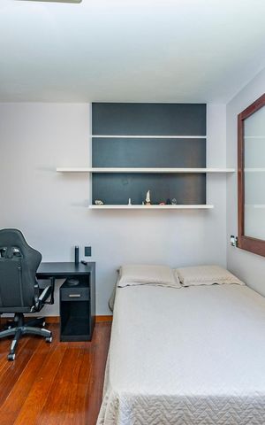 Casa à venda com 516m², 4 quartos e 4 vagas Casa à venda com 516m², 4 quartos e 4 vagasSuíte 4