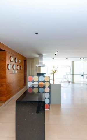 Casa à venda com 516m², 4 quartos e 4 vagas Casa à venda com 516m², 4 quartos e 4 vagasSala 1