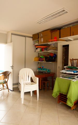 Casa à venda com 200m², 3 quartos e 2 vagas Casa à venda com 200m², 3 quartos e 2 vagasGaragem