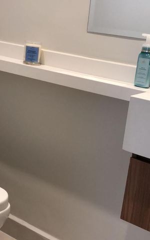 Casa de condomínio à venda com 85m², 3 quartos e 2 vagas Casa de condomínio à venda com 85m², 3 quartos e 2 vagasBanheiro