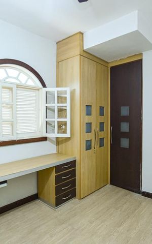 Casa de condomínio à venda com 300m², 3 quartos e 4 vagas Casa de condomínio à venda com 300m², 3 quartos e 4 vagasQuarto 2