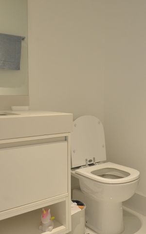 Apartamento à venda com 153m², 3 quartos e 3 vagasBanheiro da Suíte 1