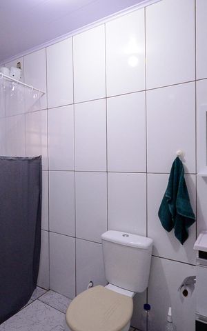 Casa à venda com 118m², 3 quartos e 1 vaga Casa à venda com 118m², 3 quartos e 1 vagaBanheiro Social - Casa 1