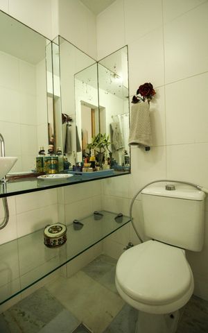 Apartamento à venda com 86m², 2 quartos e 1 vaga Apartamento à venda com 86m², 2 quartos e 1 vagaBanheiro da Suíte 1