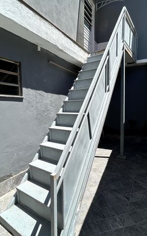 Casa à venda com 80m², 2 quartos e sem vagaQuintal