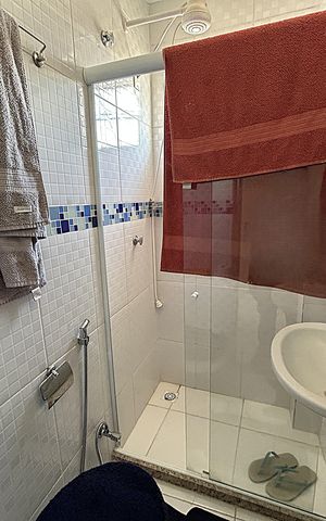 Casa à venda com 80m², 2 quartos e sem vagaBanheiro