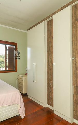 Casa à venda com 271m², 3 quartos e 2 vagasQuarto 3