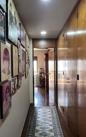 Apartamento à venda com 240m², 3 quartos e 3 vagas Apartamento à venda com 240m², 3 quartos e 3 vagasCorredor para os Quartos