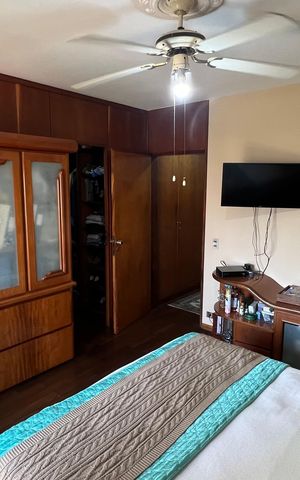 Apartamento à venda com 240m², 3 quartos e 3 vagas Apartamento à venda com 240m², 3 quartos e 3 vagasSuíte 3