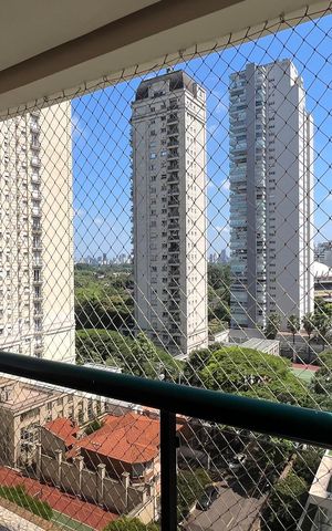 Apartamento à venda com 240m², 3 quartos e 3 vagas Apartamento à venda com 240m², 3 quartos e 3 vagasVaranda da Suíte 3