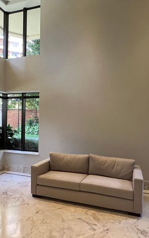 Apartamento à venda com 240m², 3 quartos e 3 vagas Apartamento à venda com 240m², 3 quartos e 3 vagasHall de entrada