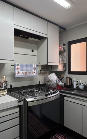 Apartamento à venda com 240m², 3 quartos e 3 vagas Apartamento à venda com 240m², 3 quartos e 3 vagasCozinha