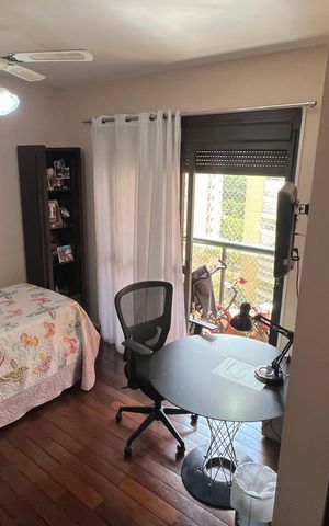 Apartamento à venda com 240m², 3 quartos e 3 vagas Apartamento à venda com 240m², 3 quartos e 3 vagasSuíte 2
