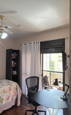 Apartamento à venda com 240m², 3 quartos e 3 vagas Apartamento à venda com 240m², 3 quartos e 3 vagasSuíte 2