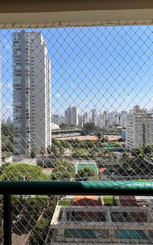 Apartamento à venda com 240m², 3 quartos e 3 vagas Apartamento à venda com 240m², 3 quartos e 3 vagasVaranda da Suíte 3