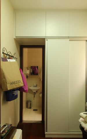 Apartamento à venda com 180m², 4 quartos e 2 vagasÁrea de serviço