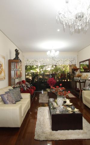 Apartamento à venda com 180m², 4 quartos e 2 vagasSala