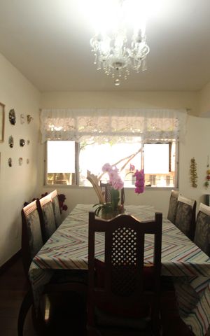 Apartamento à venda com 180m², 4 quartos e 2 vagasSala de jantar