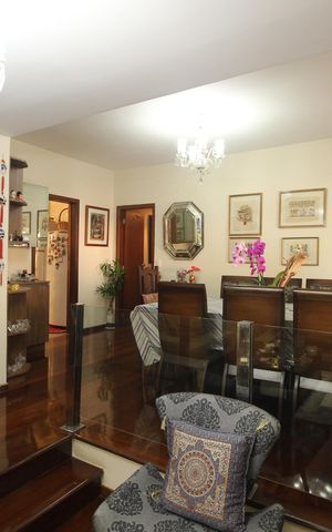 Apartamento à venda com 180m², 4 quartos e 2 vagasSala de jantar