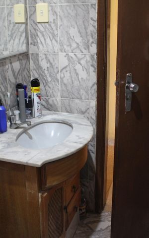 Casa à venda com 379m², 3 quartos e 1 vagaBanheiro Social