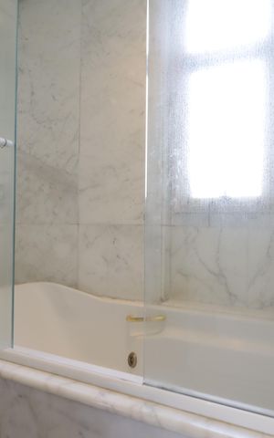 Apartamento à venda com 159m², 3 quartos e 3 vagasBanheiro da Suíte 2
