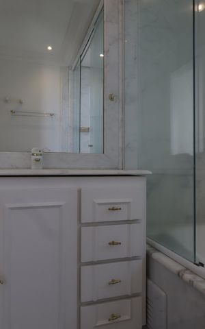 Apartamento à venda com 159m², 3 quartos e 3 vagasBanheiro da Suíte 2
