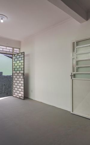 Casa para alugar com 265m², 3 quartos e 6 vagas Casa para alugar com 265m², 3 quartos e 6 vagasCozinha e Área de Serviço