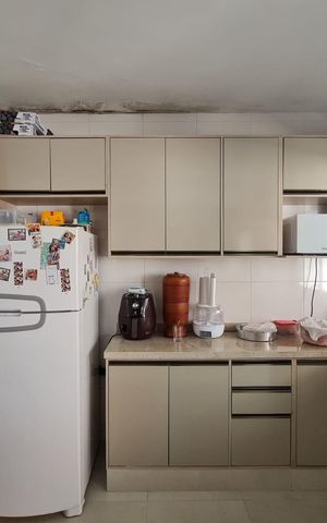 Casa à venda com 130m², 4 quartos e 4 vagas Casa à venda com 130m², 4 quartos e 4 vagasCozinha Casa 2 Fundos