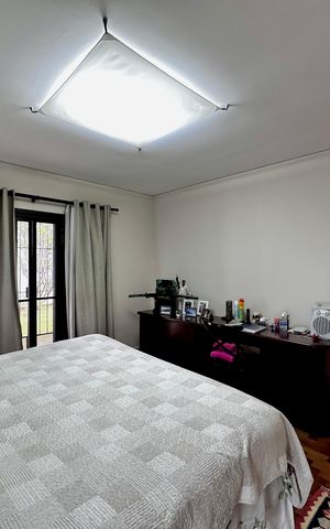 Casa à venda com 150m², 3 quartos e 8 vagas Casa à venda com 150m², 3 quartos e 8 vagasSuíte 3