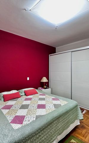 Casa à venda com 150m², 3 quartos e 8 vagas Casa à venda com 150m², 3 quartos e 8 vagasSuíte 2