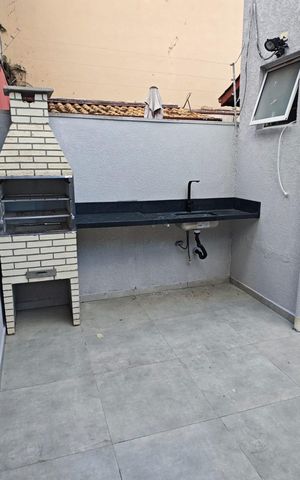 Casa à venda com 170m², 3 quartos e 2 vagas Casa à venda com 170m², 3 quartos e 2 vagasChurrasqueira