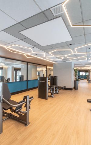Studio para alugar com 32m², 1 quarto e 1 vaga Studio para alugar com 32m², 1 quarto e 1 vagaAcademia