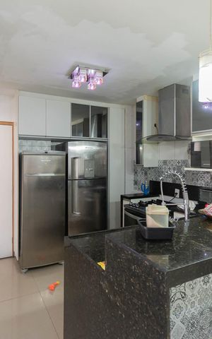 Apartamento à venda com 136m², 5 quartos e sem vagaCozinha