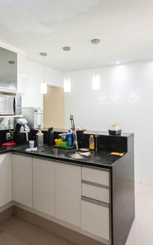 Apartamento à venda com 136m², 5 quartos e sem vagaCozinha