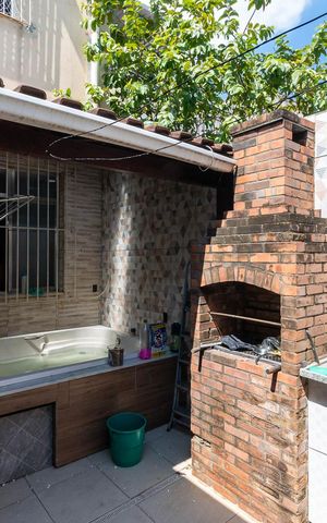 Apartamento à venda com 136m², 5 quartos e sem vagaÁrea gourmet