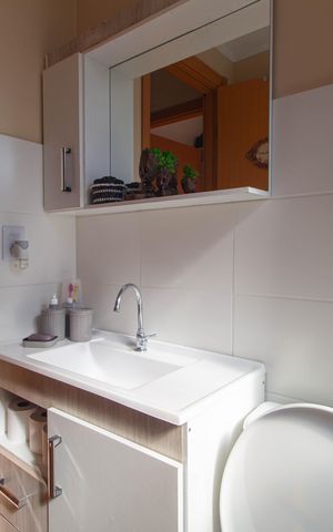 Apartamento à venda com 45m², 2 quartos e 1 vaga Apartamento à venda com 45m², 2 quartos e 1 vagaBanheiro