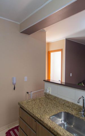 Apartamento à venda com 45m², 2 quartos e 1 vaga Apartamento à venda com 45m², 2 quartos e 1 vagaCozinha e Área de Serviço