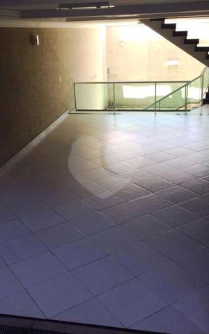 Casa à venda com 355m², 4 quartos e 6 vagas