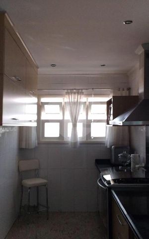 Casa à venda com 355m², 4 quartos e 6 vagas